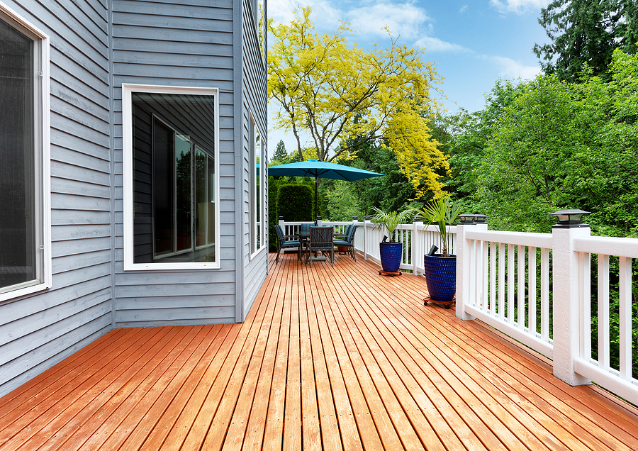 How to Prepare Your Deck for Vinyl Railing Installation